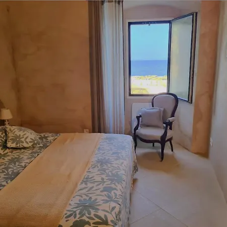 Casa Torra Erbalunga * Brando